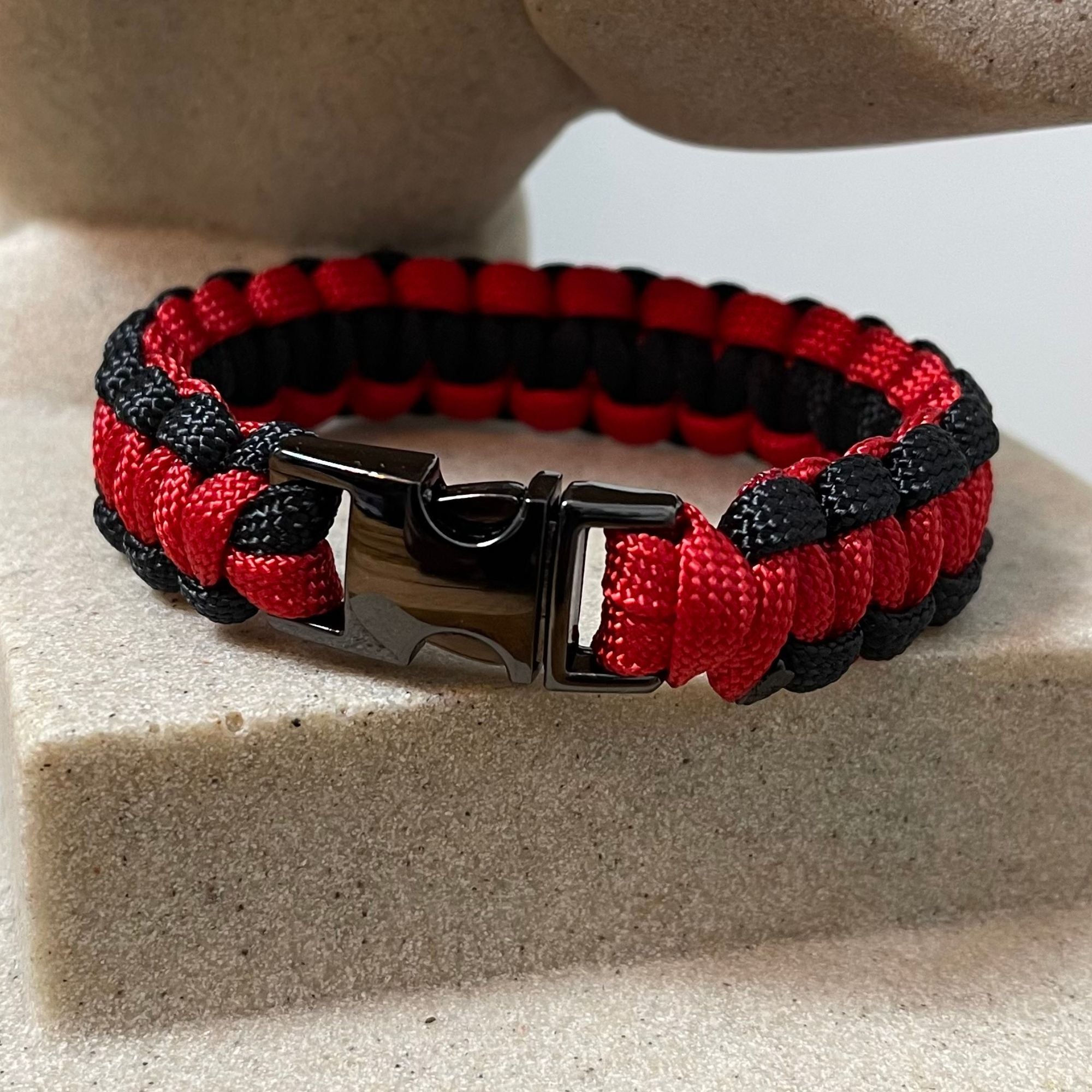Bracelet - Blends - Red and Black