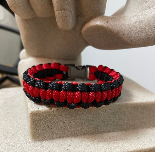 Paracord Bracelet - Cobra Style - Red/ Black