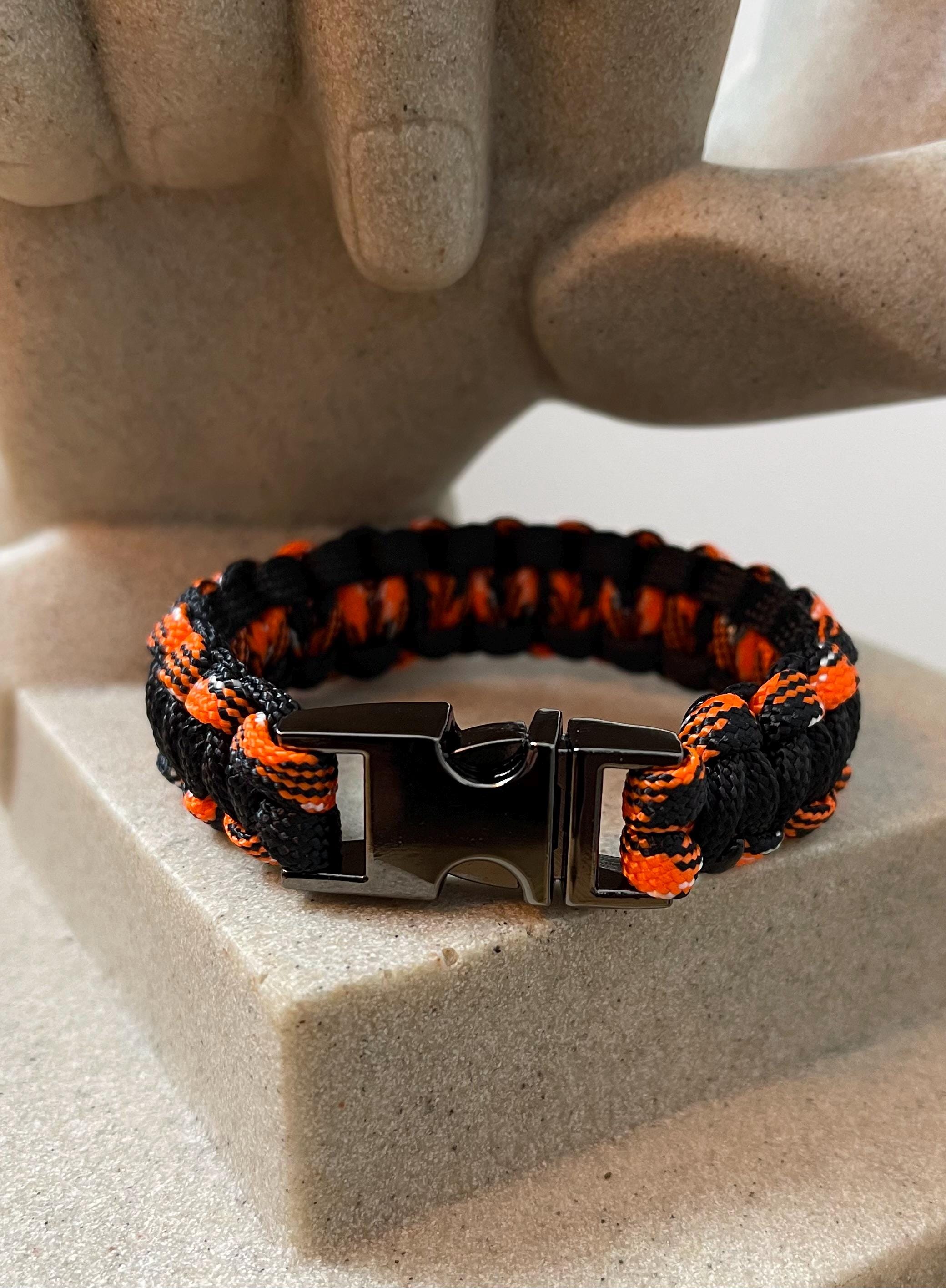 Cobra Style - Paracord Bracelet - Black - Orange Camouflage – Plastic - Metal Buckle – Show Your Team Spirit