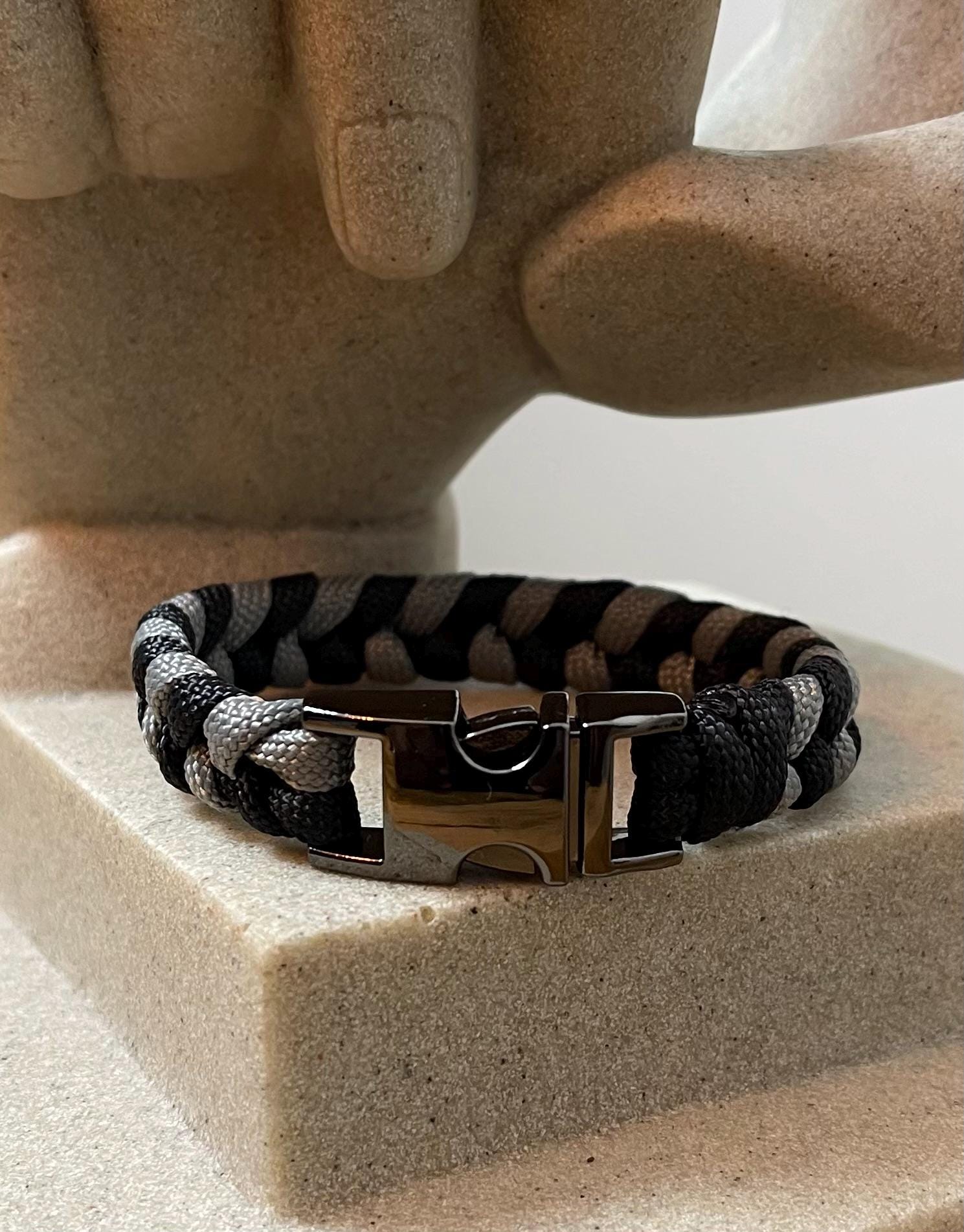 Fishtail Style - Paracord Bracelet - Black - Gray Color - Made to Order – Plastic - Metal Buckle – Show Your Team Spirit
