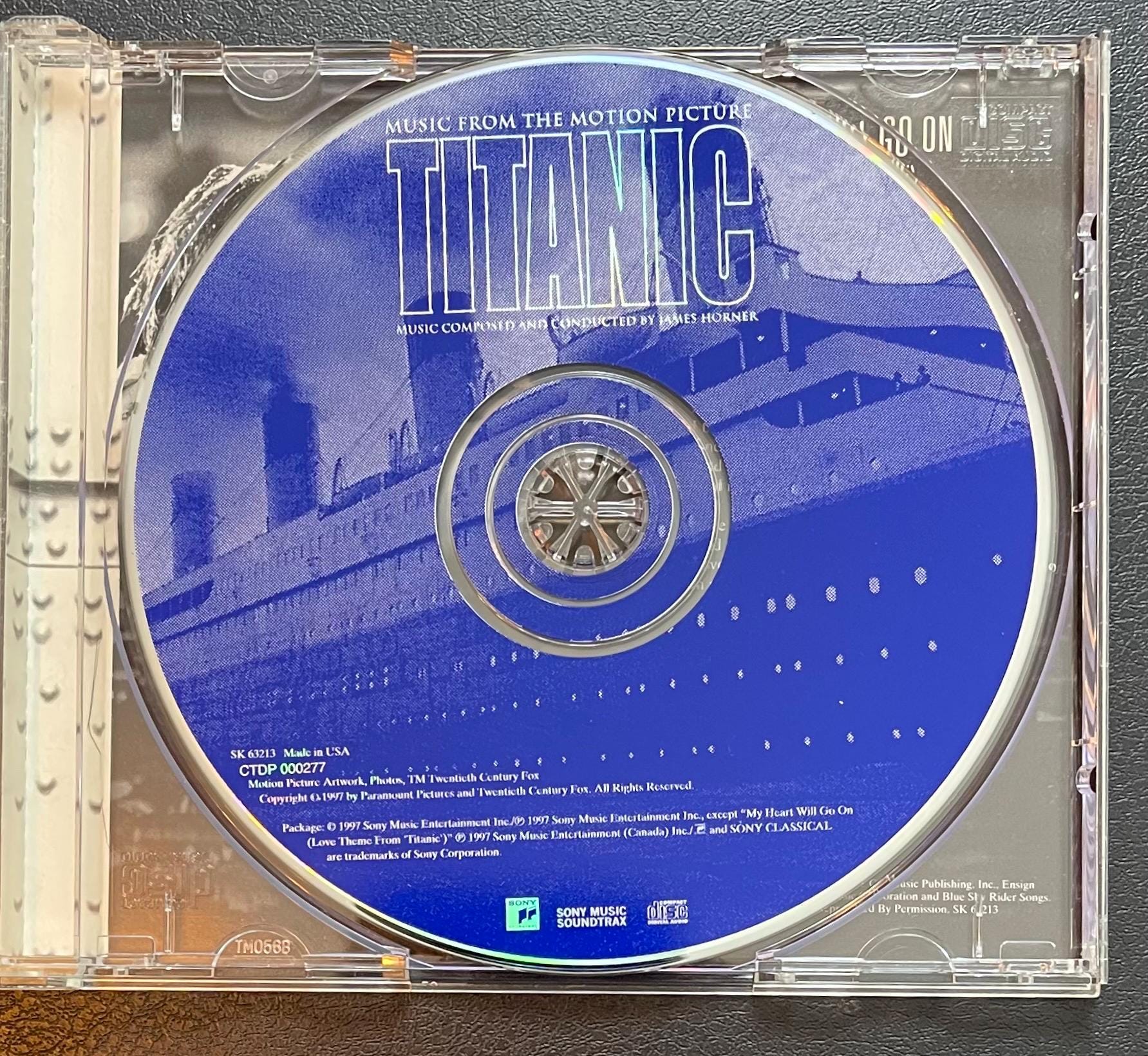 Vintage CD - James Horner - Titanic (Music From The Motion Picture) - 1997 - Pop/Stage & Screen - Sony Records - SK 63213 - VG+